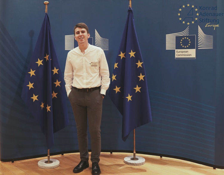 Студента 2 курсу Дениса Ганжу обрано молодим послом ЄС в Україні