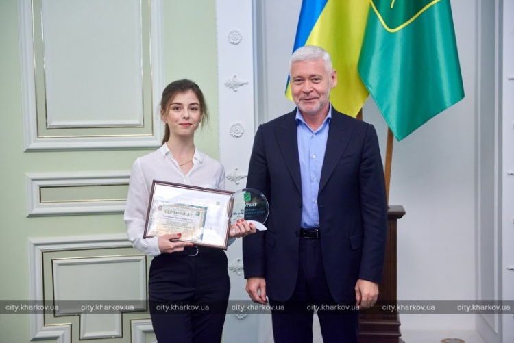 Студентка 4 курсу Дар’я Прилуцька стала лауреатом конкурсу «Молода людина року–2020»
