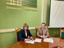 Нові горизонти співпраці: Каразінський університет та Наукове товариство історії дипломатії та міжнародних відносин підписали Меморандум