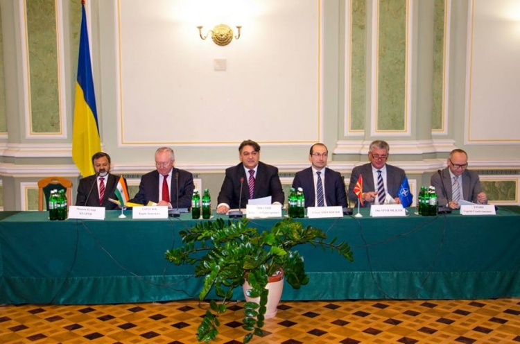 Представники МЕВ та ТБ — учасники Молодіжного форуму «Україна у світі, світ про Україну»