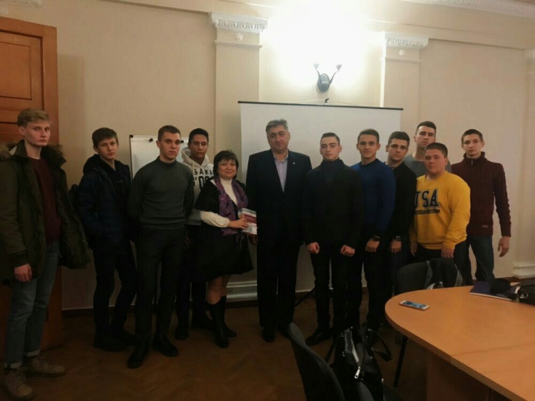 Студенти МЕВ та ТБ зустрілися з начальником відділу міжнародного поліцейського співробітництва ГУНП в Харківській області