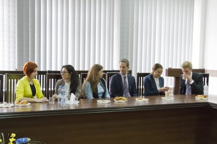 Swedish Diplomats Meeting with Karazin University Students